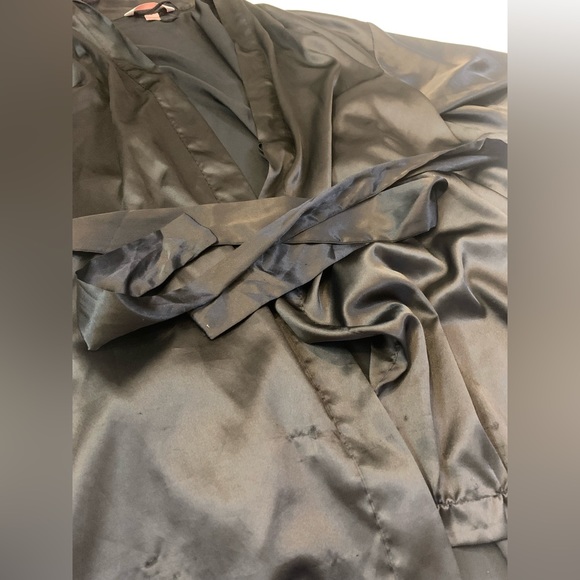 Victoria secret black robe with tie, one size (bin F) - Picture 3 of 4